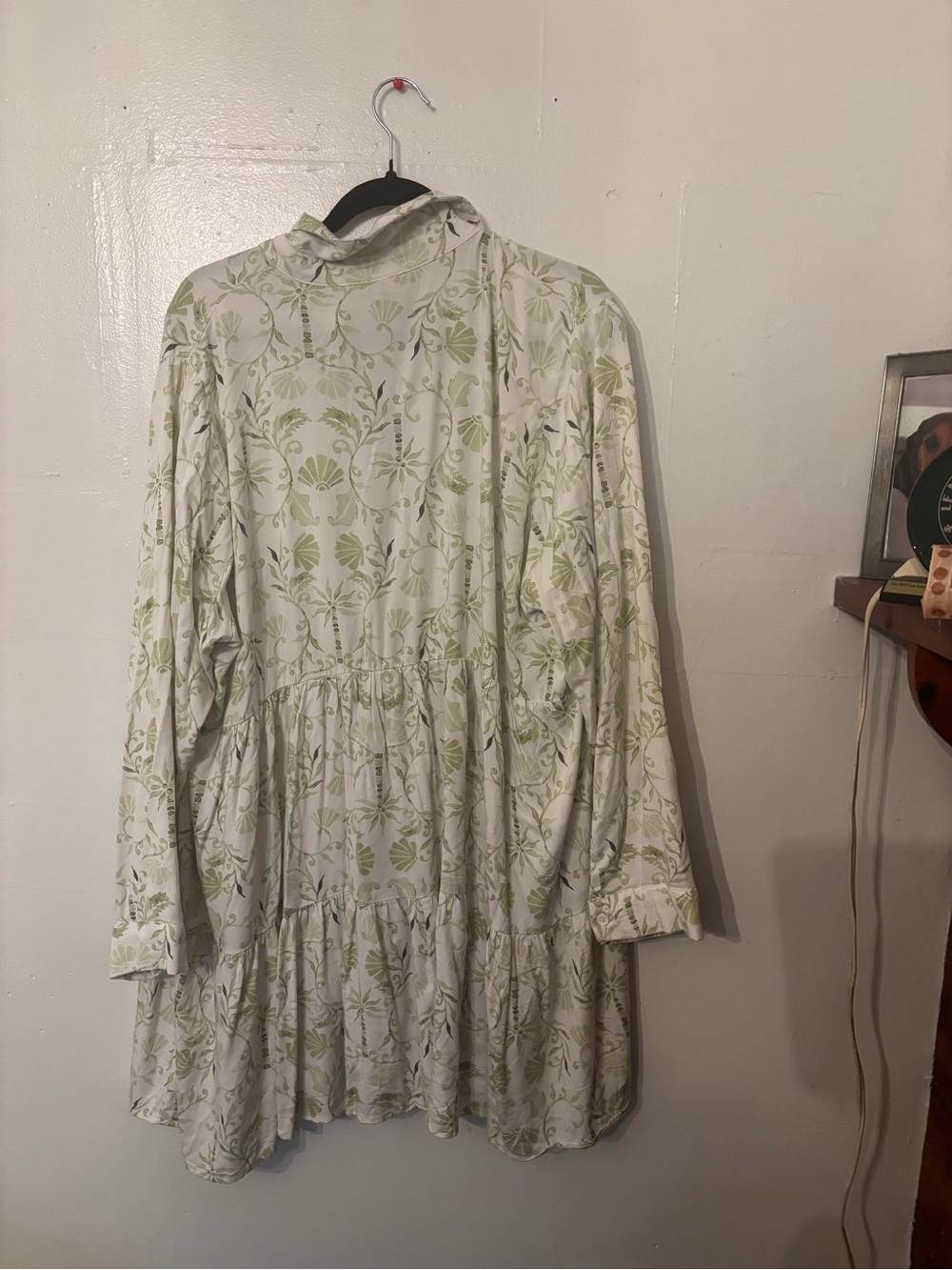 Long-Sleeve Tiered Floral Dress in Light Green